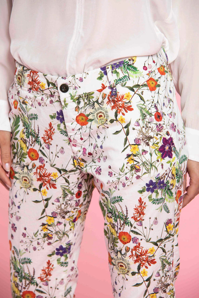 Jaqueline Capri Pantalon chino pour femme à motif floral curvy