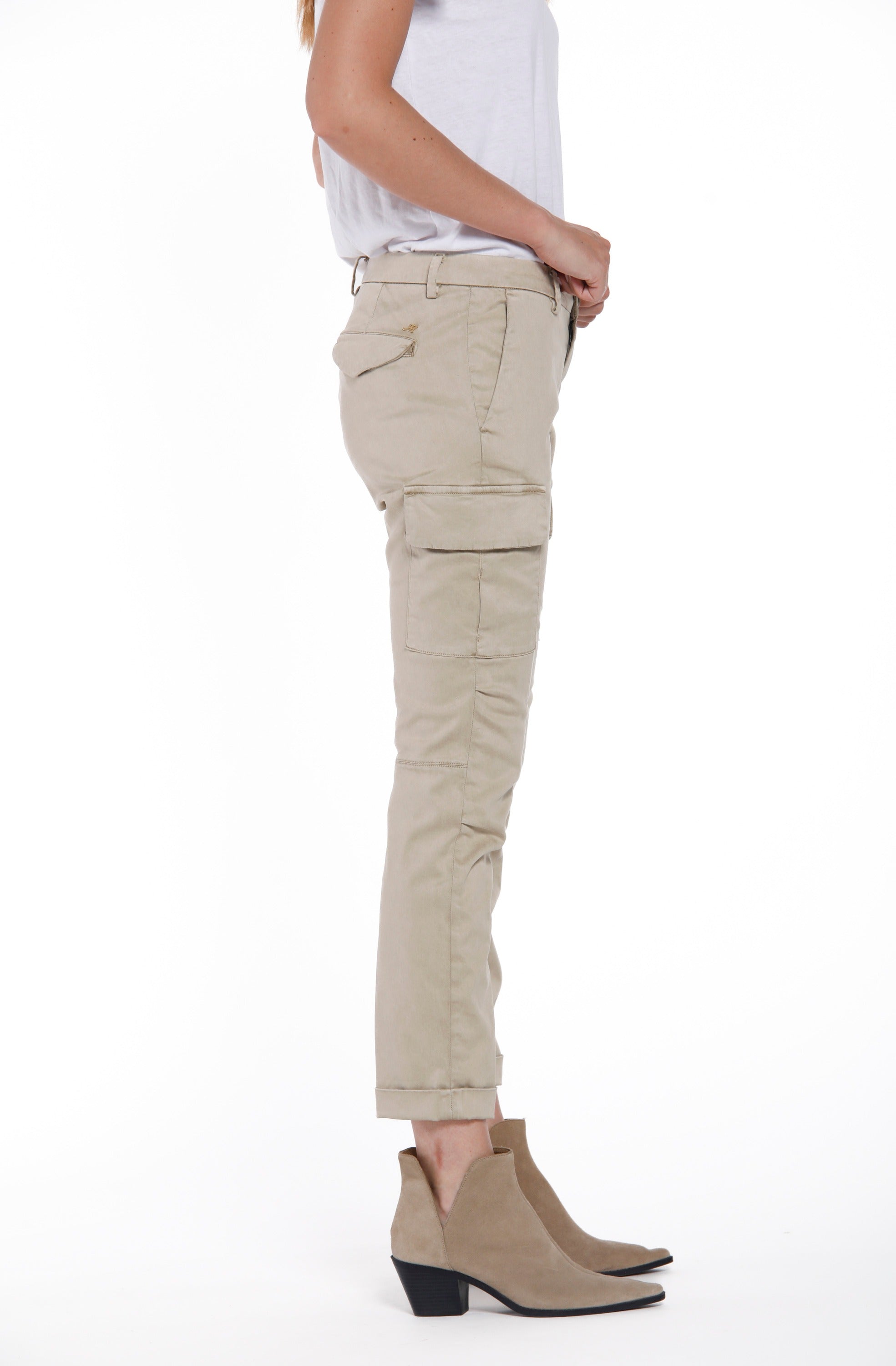 Chile City woman cargo pants in stretch satin icon washes curvy