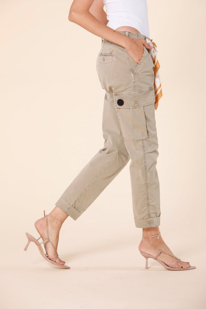 image 4 de pantalon cargo femme en twill de coton modèle judy archivio W en corde relaxed de Mason's