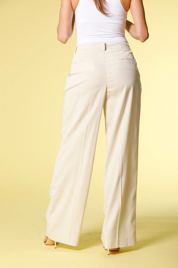 Immagine 4 di pantalone chino donna in tencel color burro modello NY Wide Pinces di Mason's