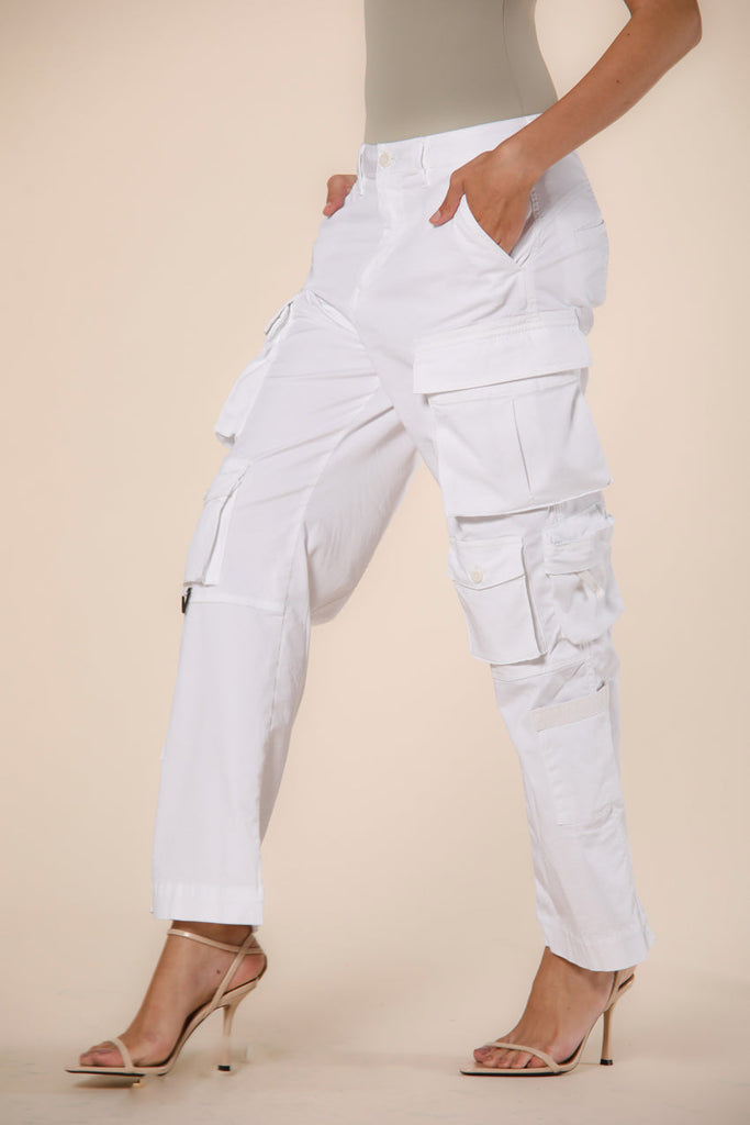 Immagine 4 di pantalone cargo donna in gabardina bianco modello New Hunter di Mason's