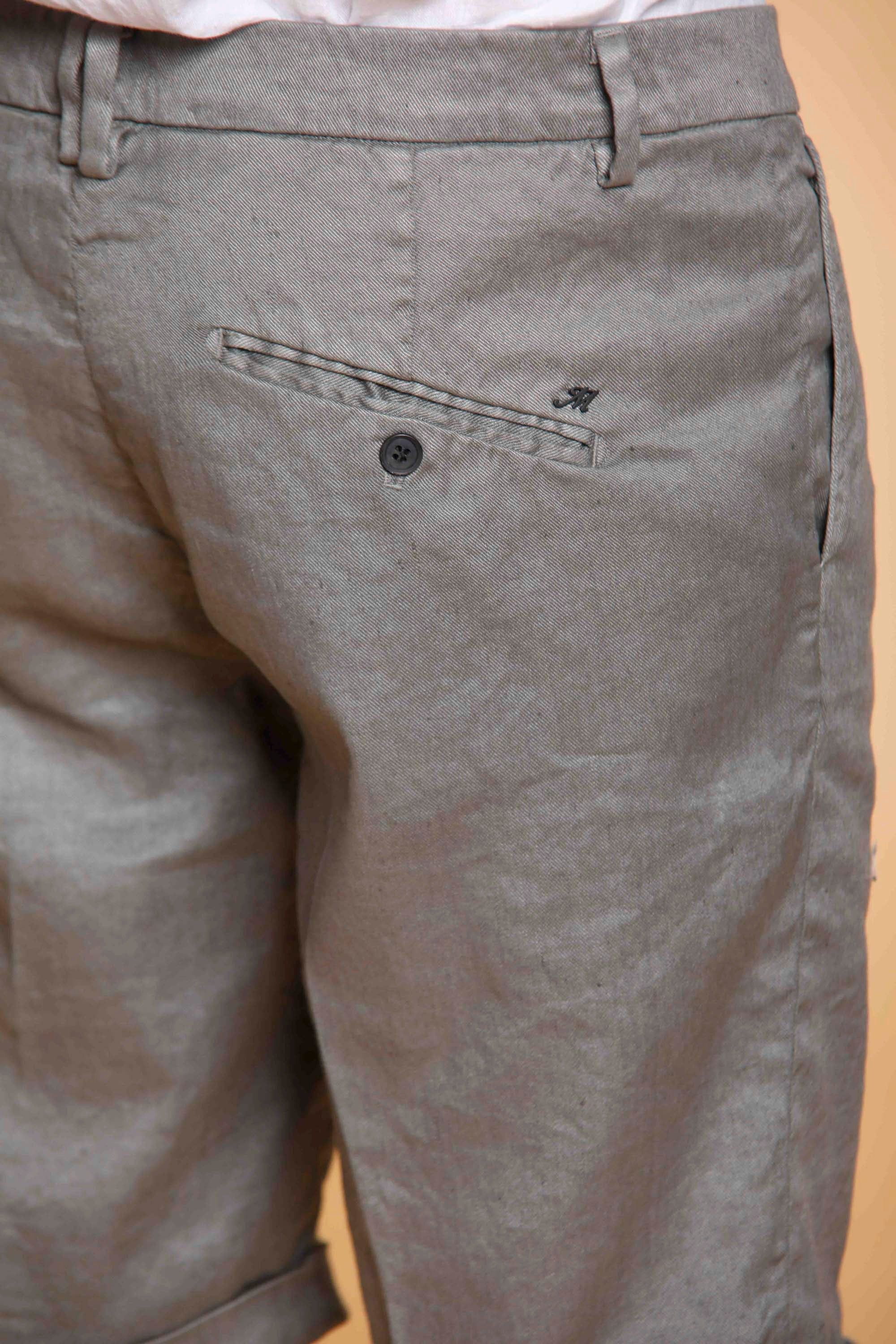 Osaka 1 Pinces man chino bermuda in linen and cotton carrot fit