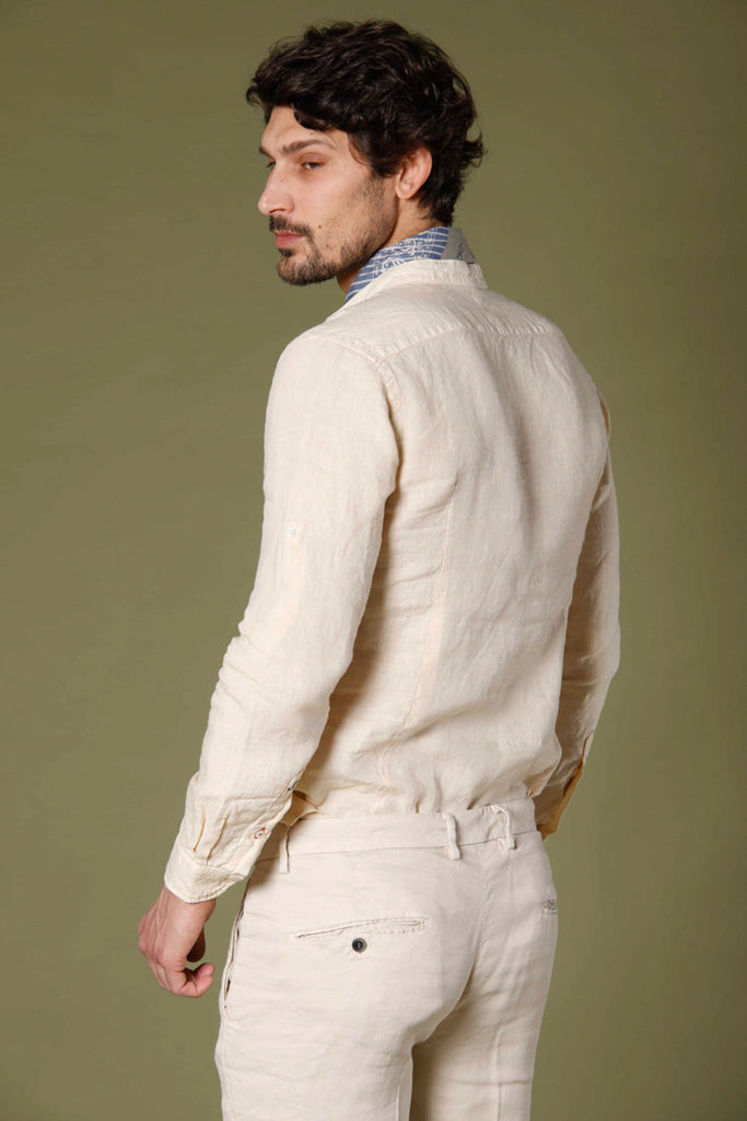 Image 4 de chemise homme a manche longue en lin couleur stucco modéle Porto par Mason's