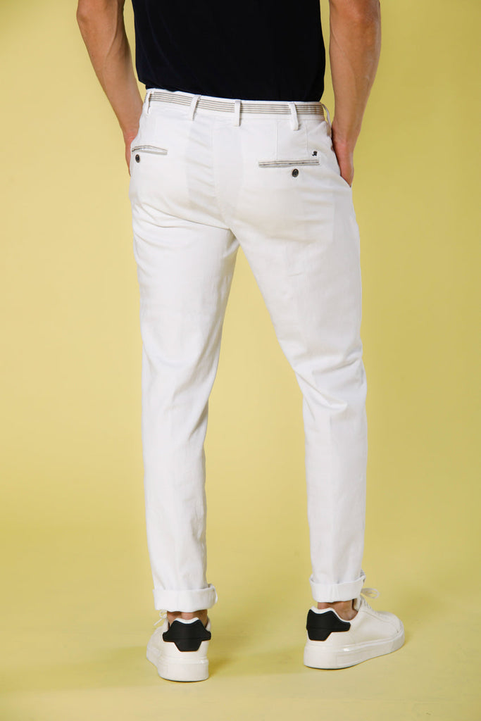 Image 5 du pantalon chino jogger homme en jersey blanc modéle Torino Golf par Mason's