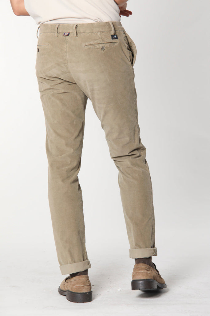 New York Essential Pantalon chino en velours côtelé pour homme coupe regular