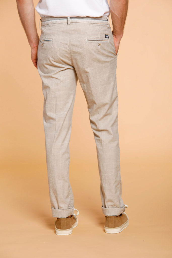 Torino Elegance Pantalon chino homme en coton motif  galles beige dégradé coupe slim