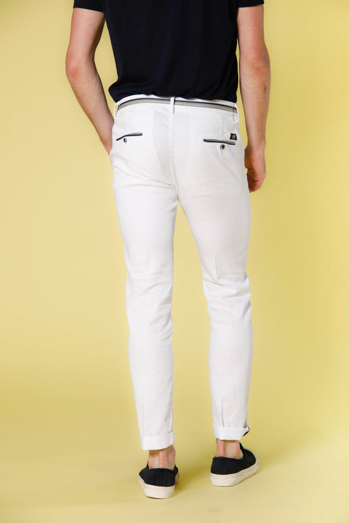 Image 4 du pantalon chino homme en lin et coton blanc avec ruban modéle Torino Oxford par Mason's