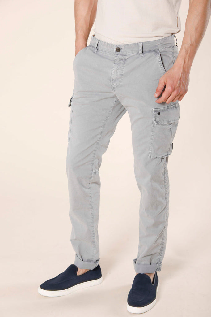 immagine 1 di pantalone cargo uomo in cotone stretch icon washing modello Chile colore grigio chiaro extra slim di mason's 