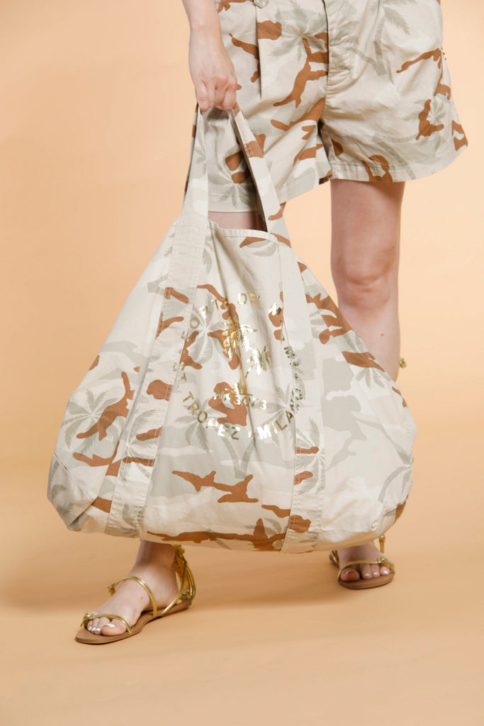 Mason's Bag Sac unisexe en twill de coton  imprimé camouflage et palmier avec logo ①