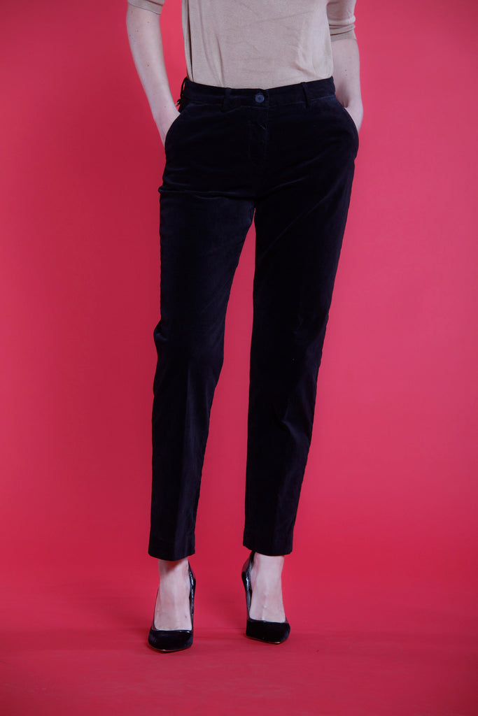 Immagine 1 di pantalone chino donna in velluto nero modello New York di Mason's